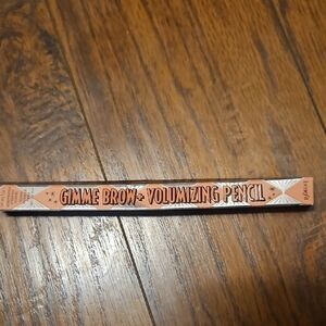 Benefit Gimme Brow Pencil in Tan